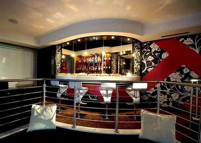 Ariston 4*